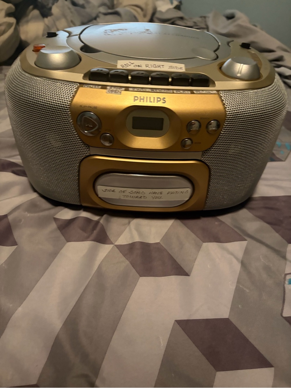 Philips Gold and Silver Portable CD & Cassette Player Boombox(No AC included).
